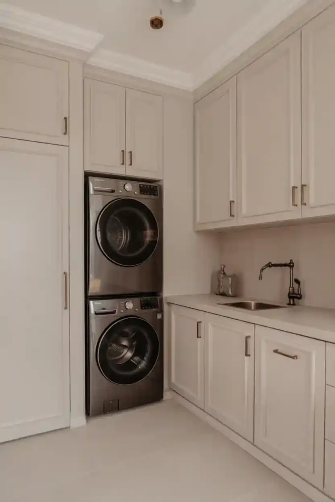Custom Built-In Cabinets