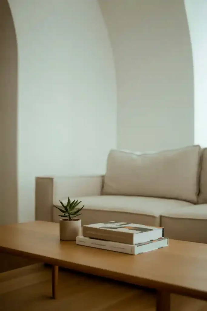 Decluttered Surfaces